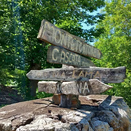 Dom wakacyjny Casale Immerso Nella Natura *